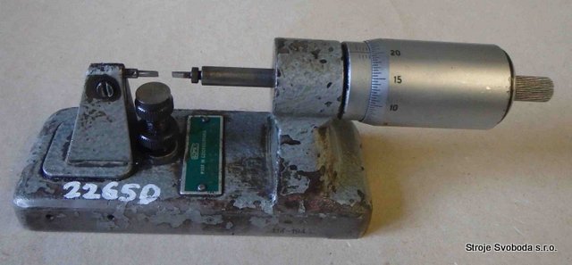 Mikrometr stojánkový 0-25 (22650 (2).JPG)